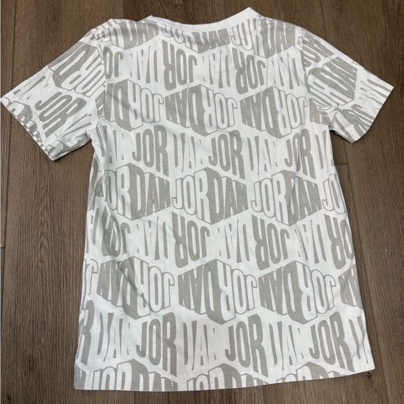 Jordan Tee - Picture 3 of 3